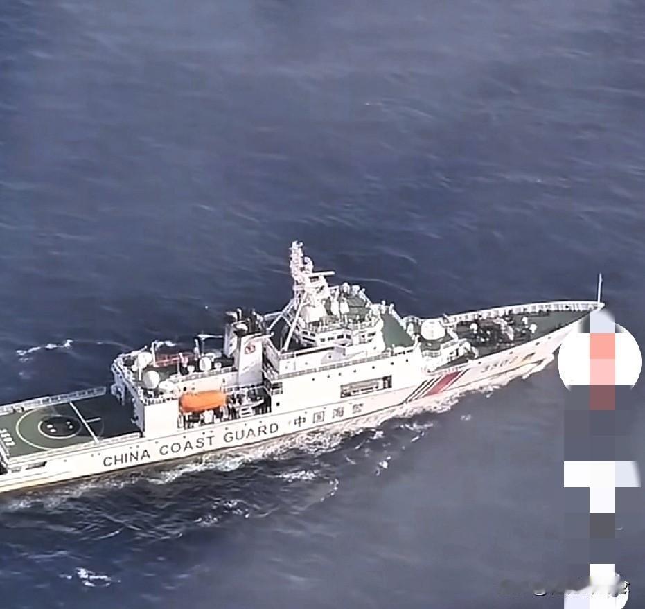 日本部分电视台近期报道，我国在近海部署相关舰船，对其意图提出疑问。

这让人联想