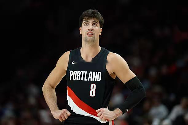 阿夫迪亚在开拓者打出这样的表现也不是什么奇怪的事情，两年前他在奇才时就已经经常能