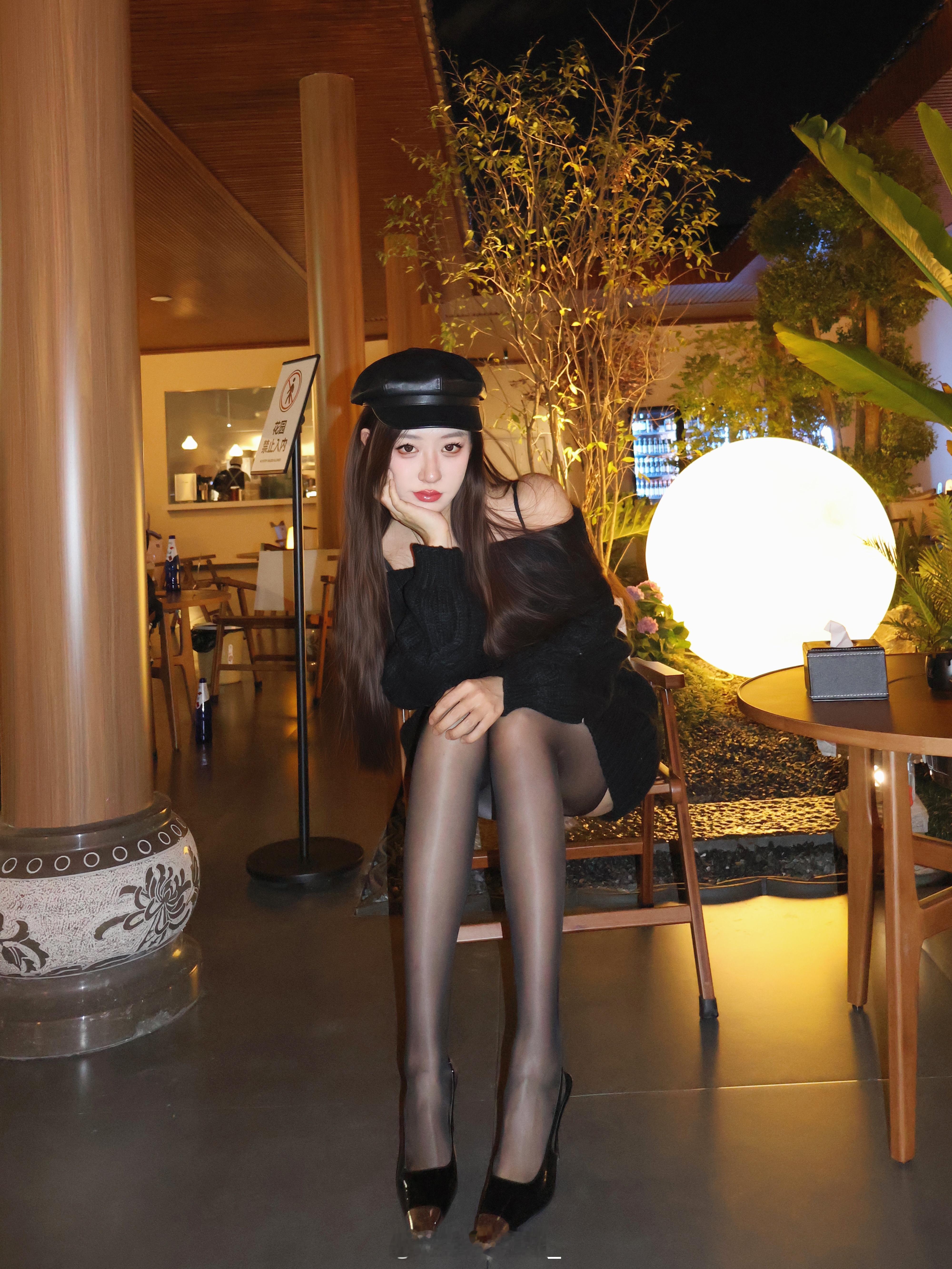 200多块钱买的帽子跟我爷爷路边25块买的一模一样~ 