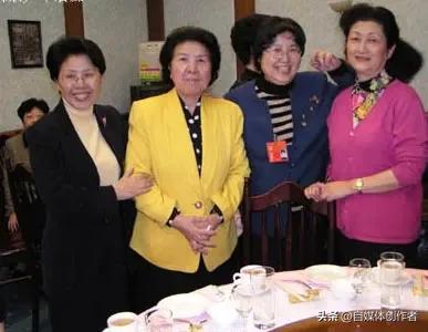 九十六载巾帼风骨，新中国首位女省委书记万绍芬与世长辞
 
世间从不乏坚守初心的实