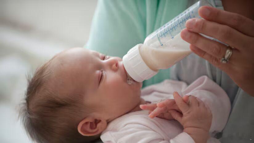 【爆雷！国外权威机构确认部分召回奶粉ARA配料产自中国！】达能此次召回事件与一种