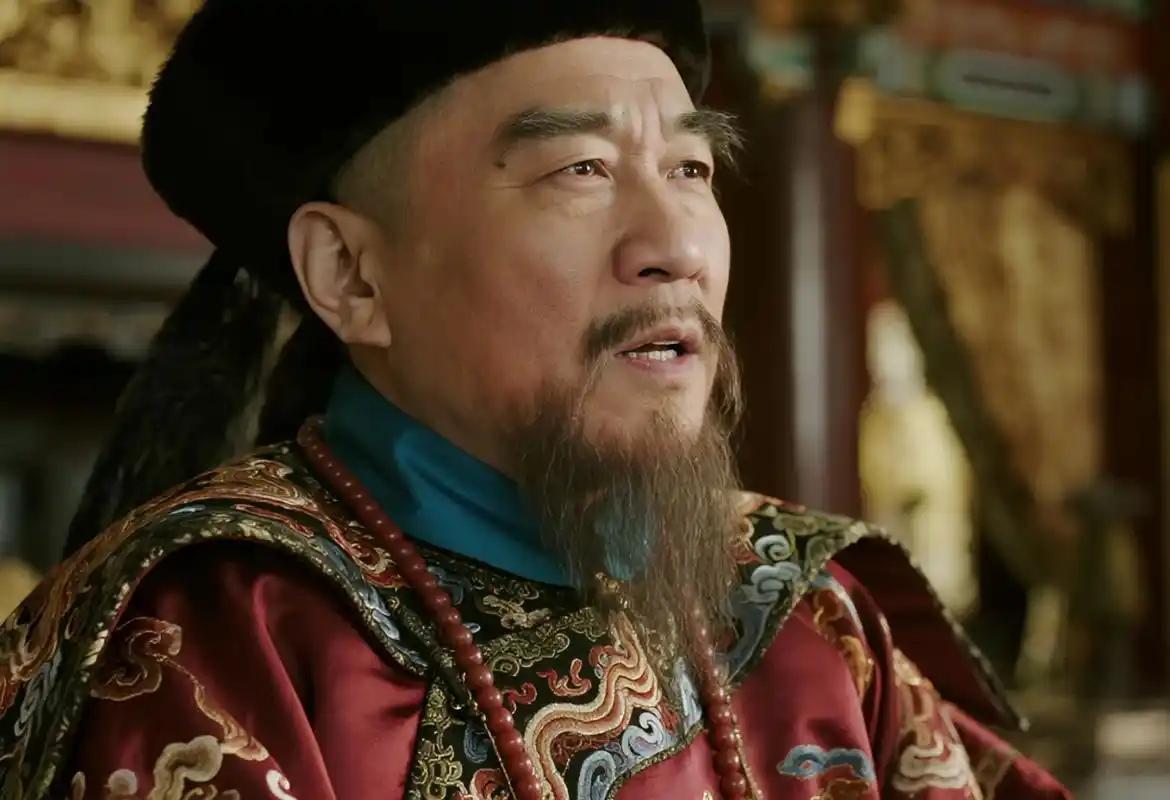 鳌拜手握重兵为何不敢反康熙？三个致命软肋让他只能束手就擒。

顺治十八年正月，二