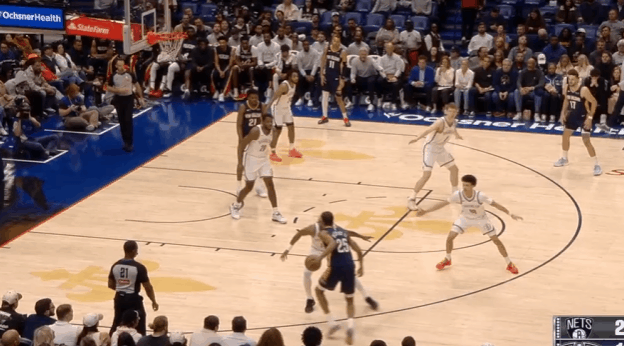 墨菲观察：有无球结合砍下34分9板5助，率队战胜篮网图1左翼持球单打曼恩，体前变