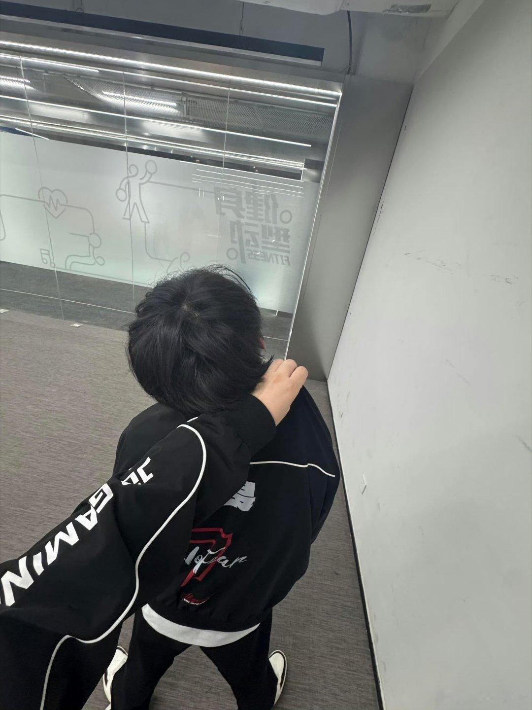 下次拍正脸谢谢