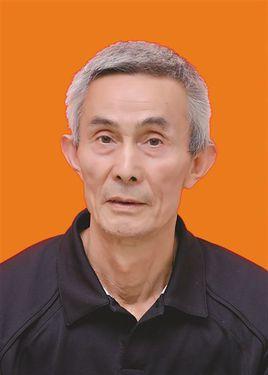 江上三十年，徒手救数十人！渔民陈大富，平凡船翁藏侠骨
 
陈大富，男，汉族，19