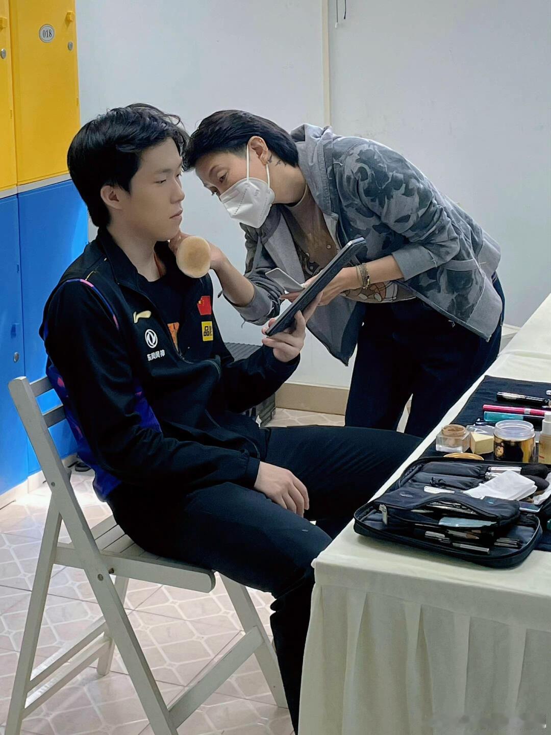 帅头和美莎，东风前化妆的莎头 王楚钦 孙颖莎 