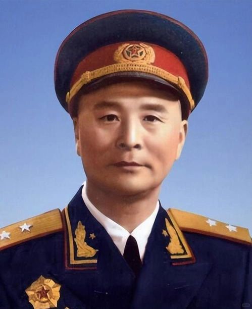 原江苏省军区副司令员：梁从学将军