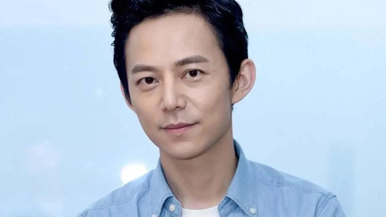 何炅是著名主持人，看起来总是像小伙子一样，其实，他已经50岁了。他主持过哪些节目