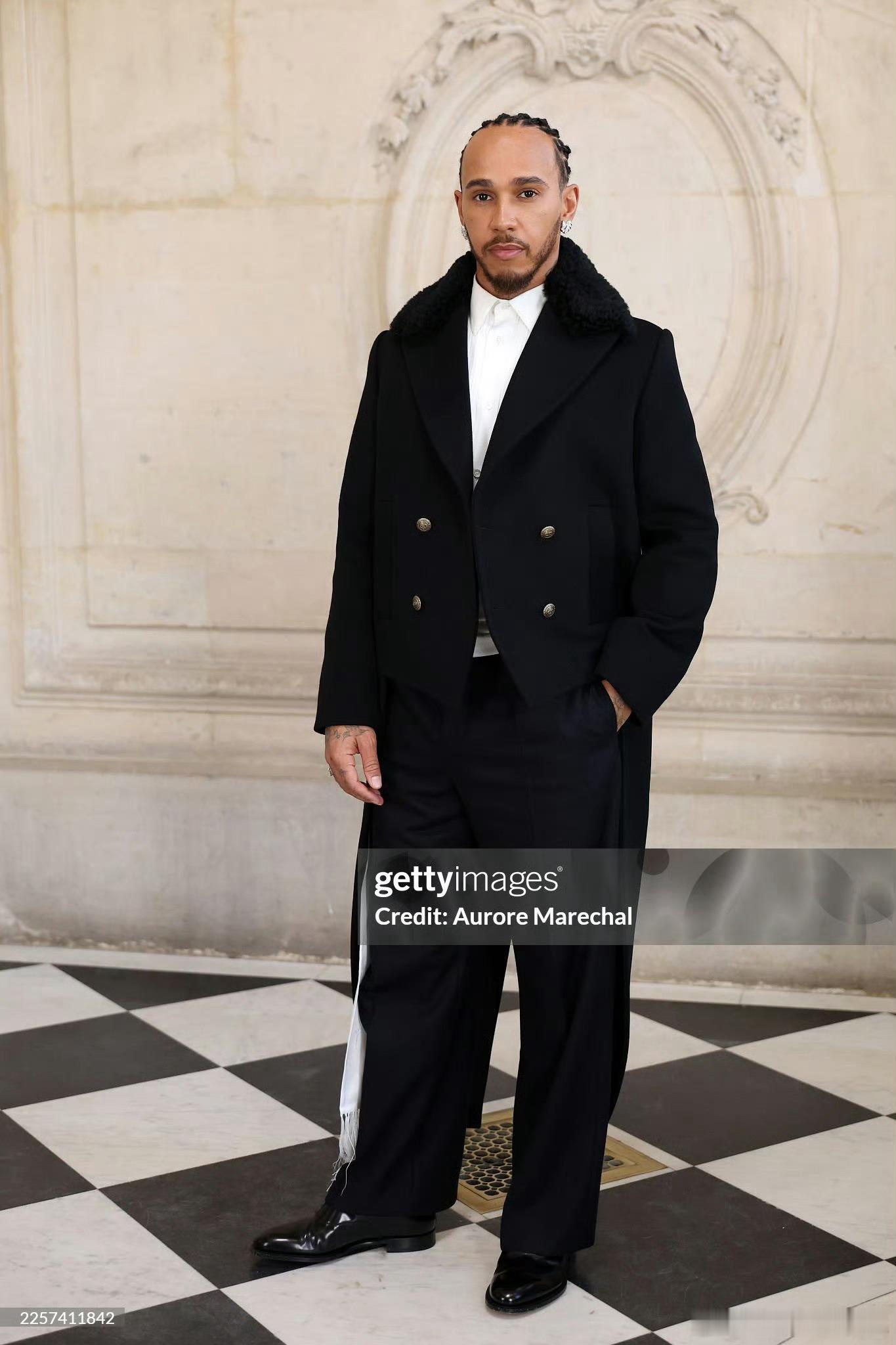 哇刘姐也来了Dior大秀男装周巴黎男装周