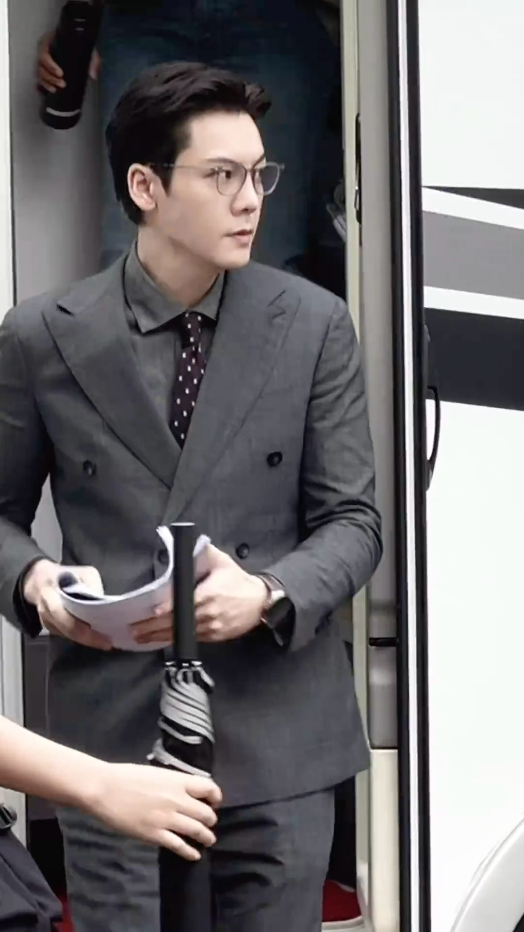 陈伟霆 x 爱情慢慢丨王志诚好浓的斯文败类风味