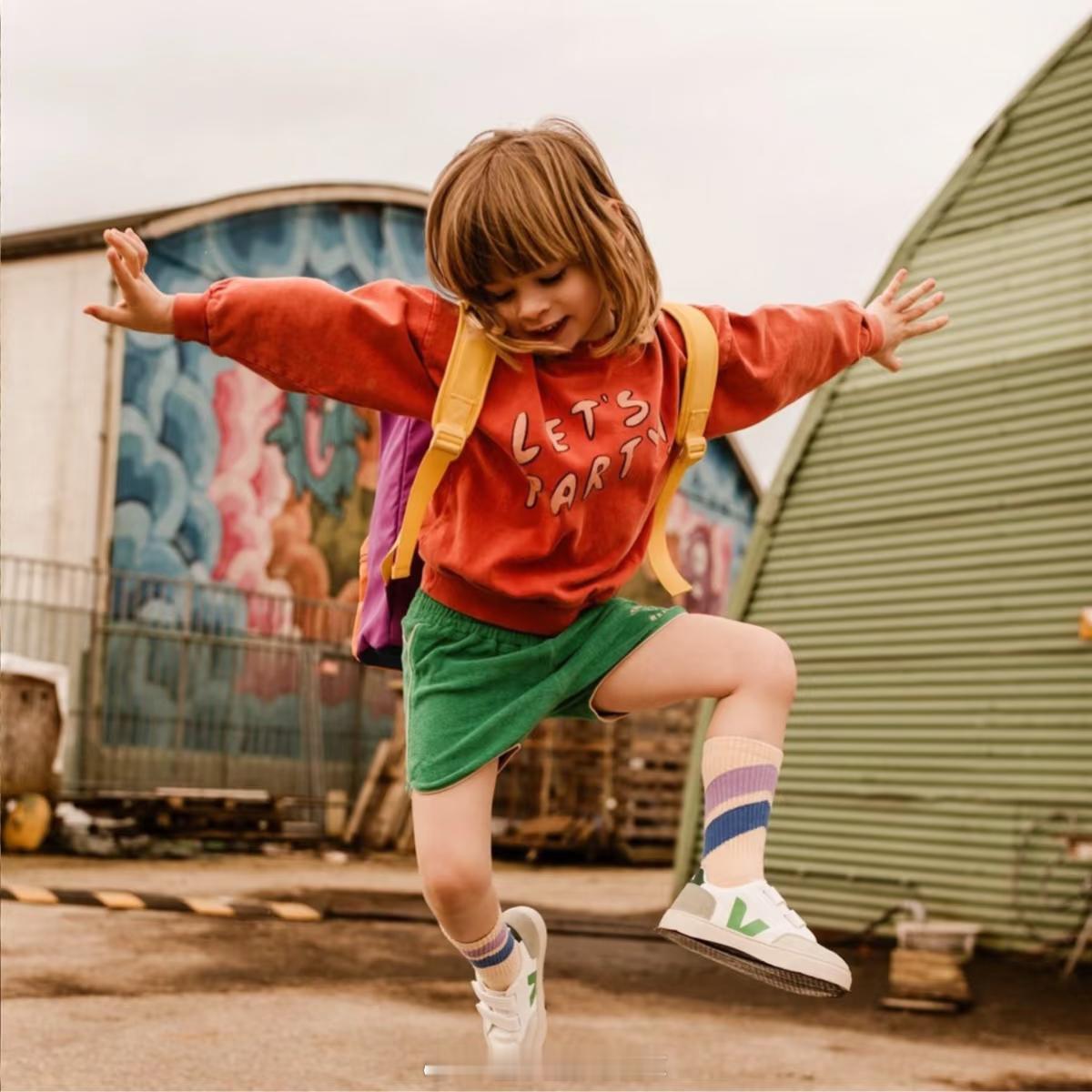 “朋ᩚ友ᩚ圈ᩚ🥰⁾⁾🧸很火的晒娃文案这样发”1.”𝗵𝗮𝗮𝗮𝗮𝗮?