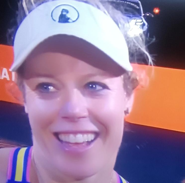 主场逆转！西格蒙德2-1险胜托莫娃，斯图加特惊险晋级！
       北京时间2