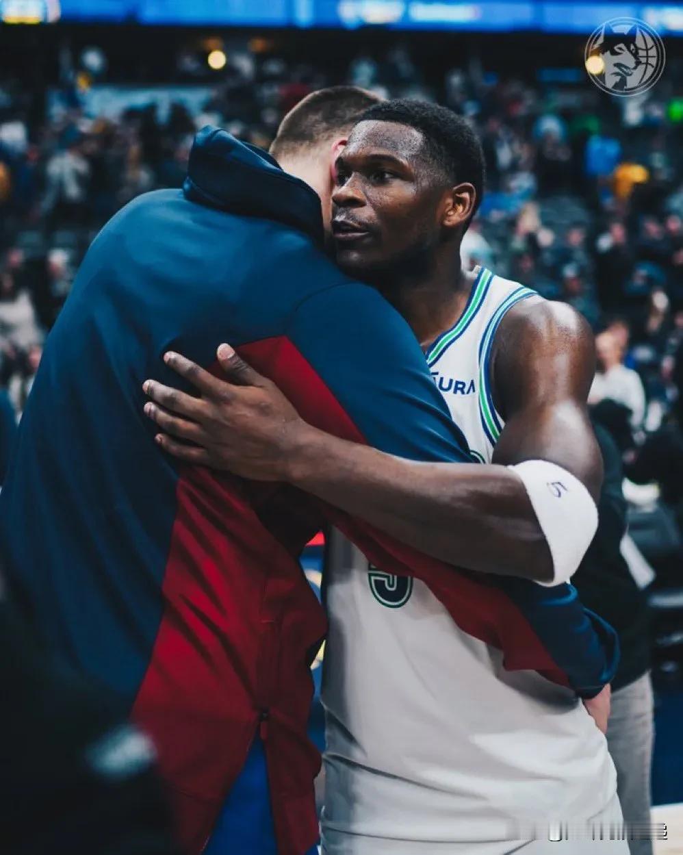 73场比赛，胜率69%，西部领先，而这支球队仍然没有得到应有的尊重。

安东尼·