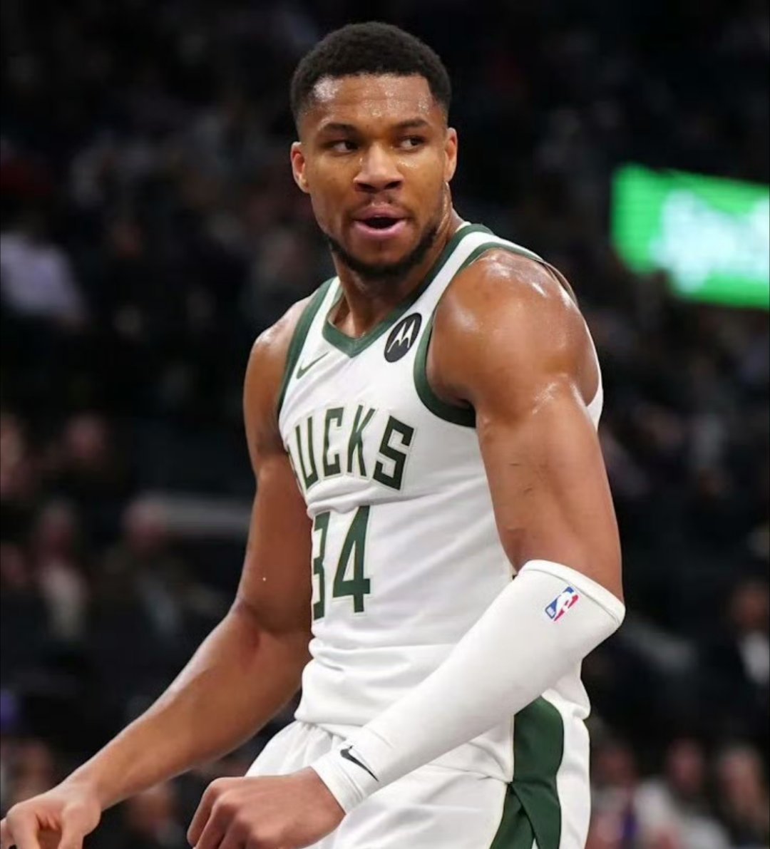 Chris Mannix报道，字母哥换莫布里的交易猜想近期在经纪人和NBA高管之