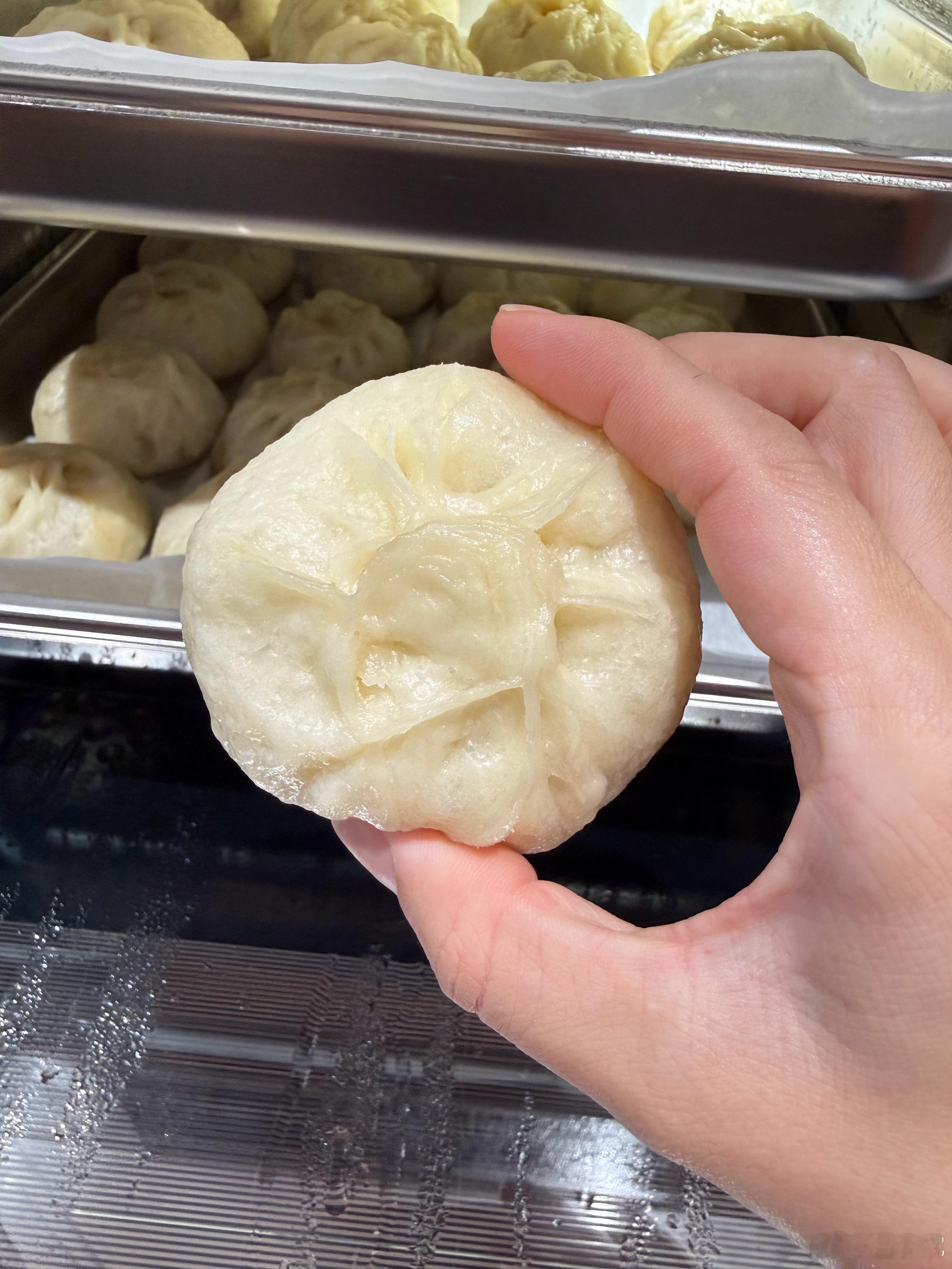 太好吃啦，我的天呐妹妹不得吃三个 小婉家的餐桌 好好吃饭