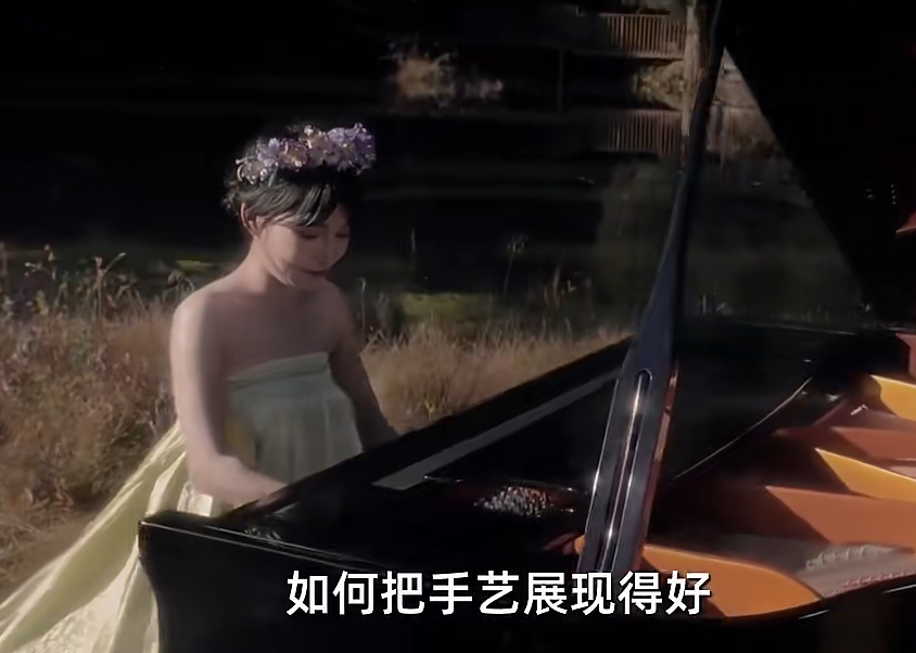 #李子柒回应逐步转向幕后#【李子柒在人民日报撰文】2月4日，李子柒非遗工作站负责