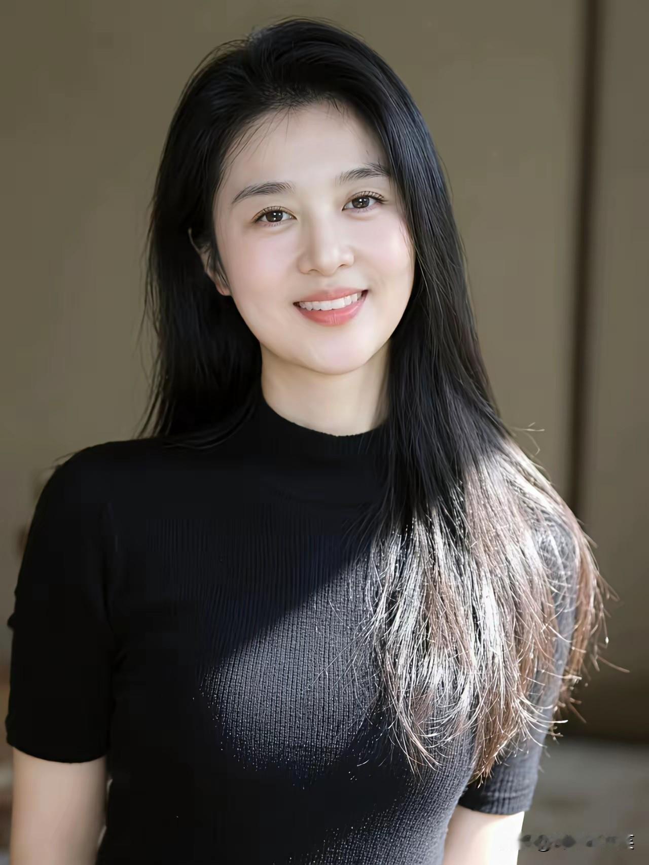 优雅大方，气质感拉满的美女小姐姐温婉大方的女生 雍容大方的美女