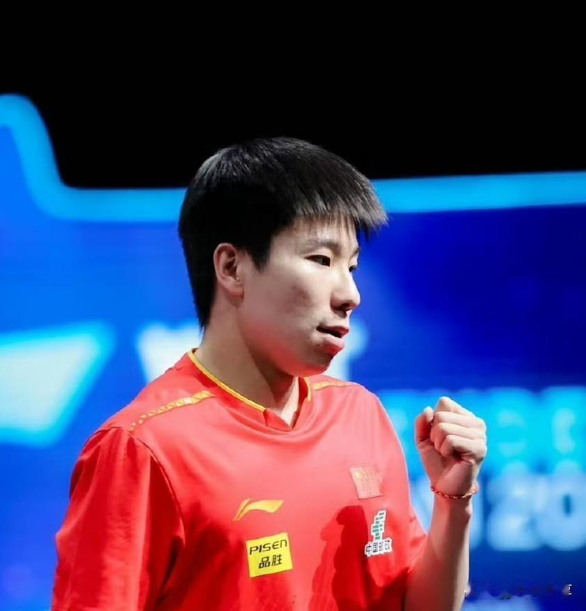 向鹏再次遭遇逆转！

    在全运会比赛中

    他在2比0领先的情况下输