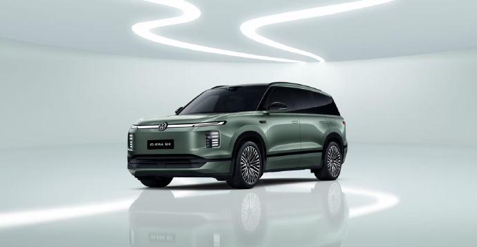 2月的最后一天，大众发布了ID.ERA 9X的新配色：仙踪绿。
同时，我们也看到