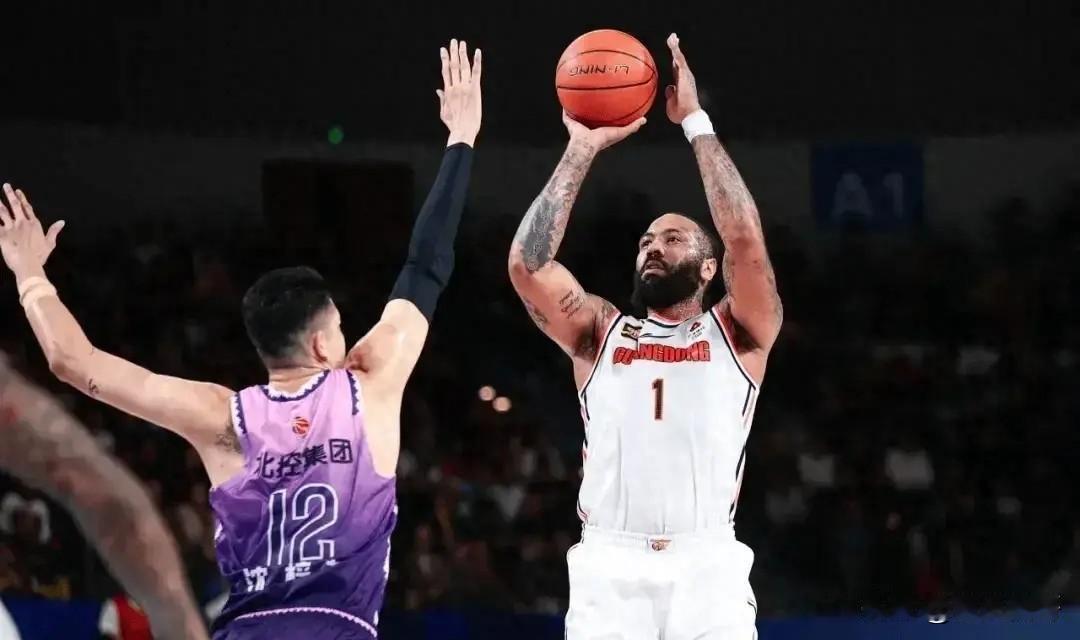 广东男篮1胜3负出局！杜锋怒斥队员打游戏：这才是真正的男人游戏
CBA俱乐部杯赛