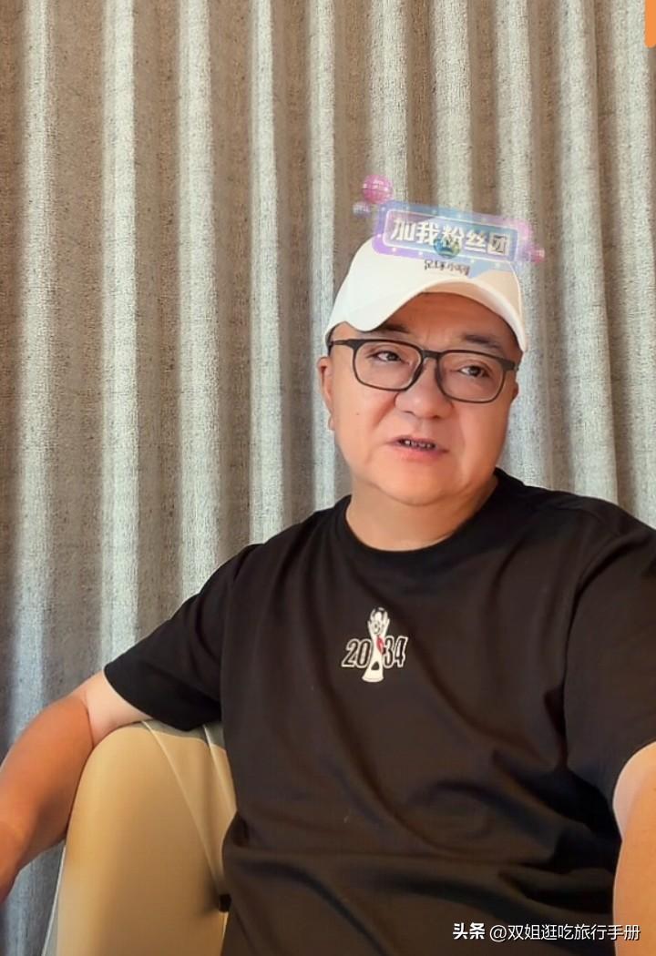 今天下午足球小将，将穿上印有乳业巨头logo的服装上场比赛。
虽然，网友开启猜猜
