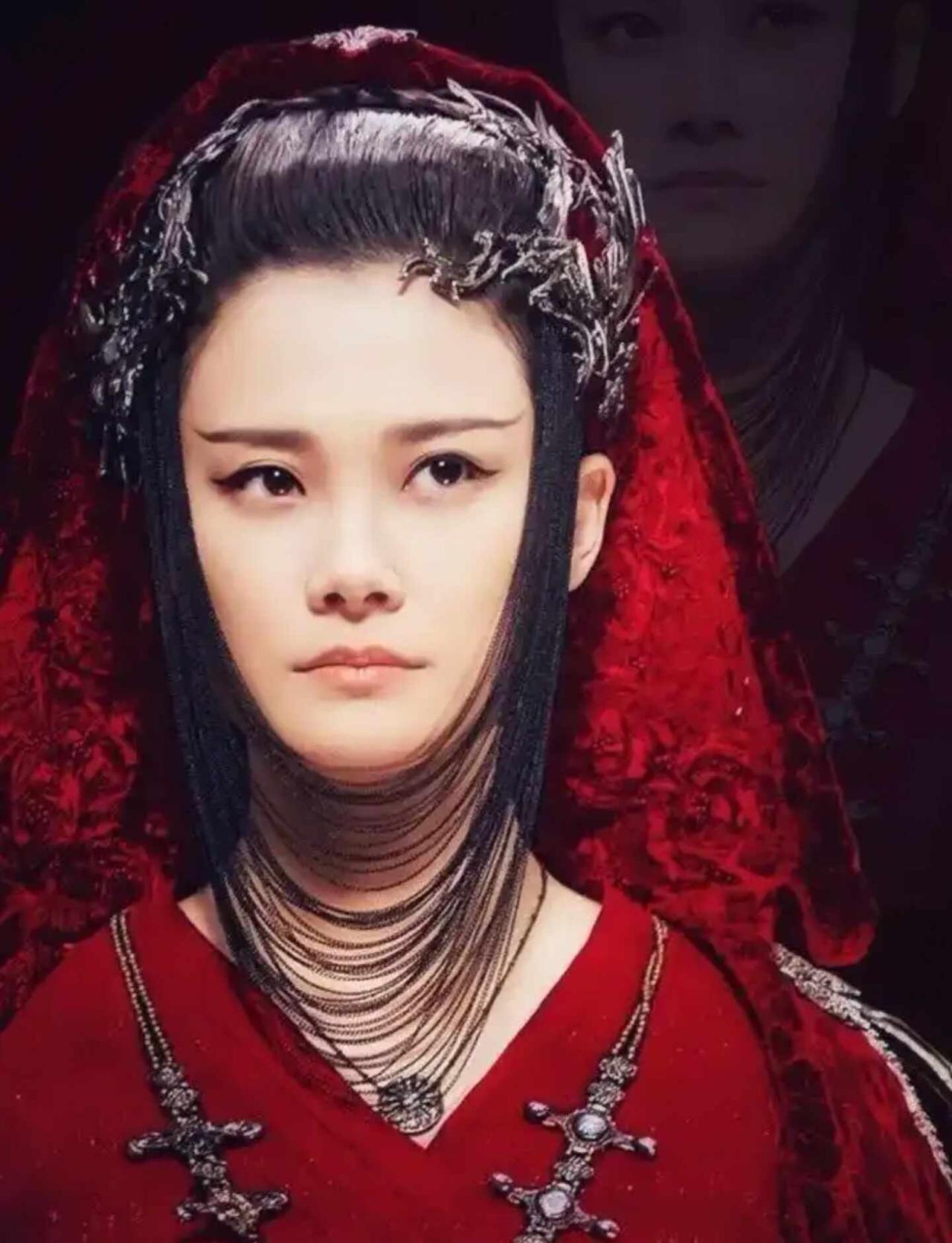 李宇春古装，清冷飒爽氛围感
少见的古装合集，侠气十足，风格独特又很有辨识度✨
	