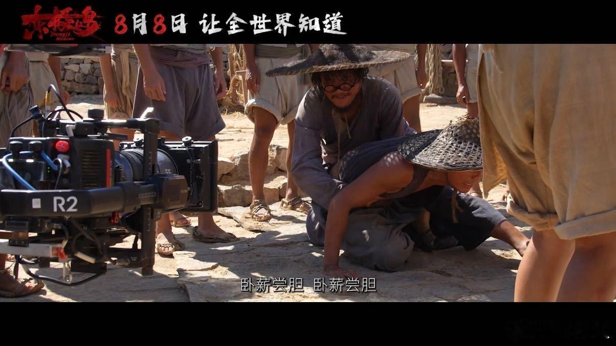 电影东极岛上岛下海幕后揭秘朱一龙吴磊倪妮东极岛挑战极限被演员特辑燃到了！朱一龙吴