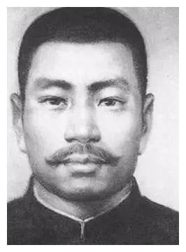 孟泾清（1905—1936），山东籍，中共党员、东北抗日优秀军政干部、抗联四军主