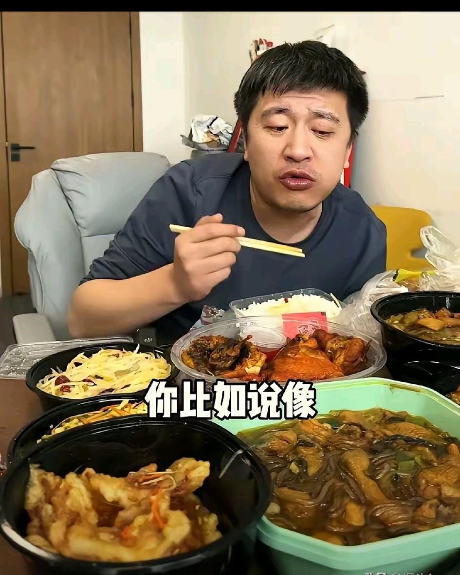 十分怀念张雪峰，成了家长和孩子们的一代人的回忆。他帮助过很多人，助力寒门学子，知