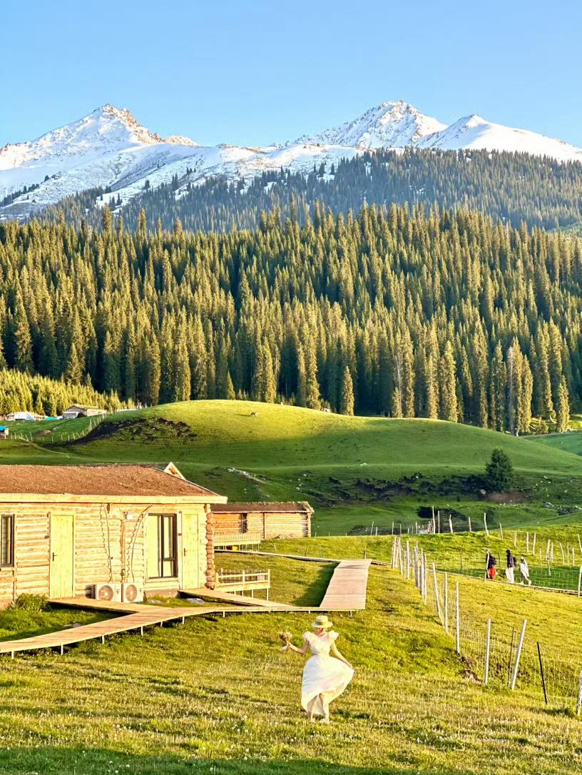 熟人少来往，烂人别沾边，不听废话，不看脸色，不被指点，你活你的，我活我的。互不打