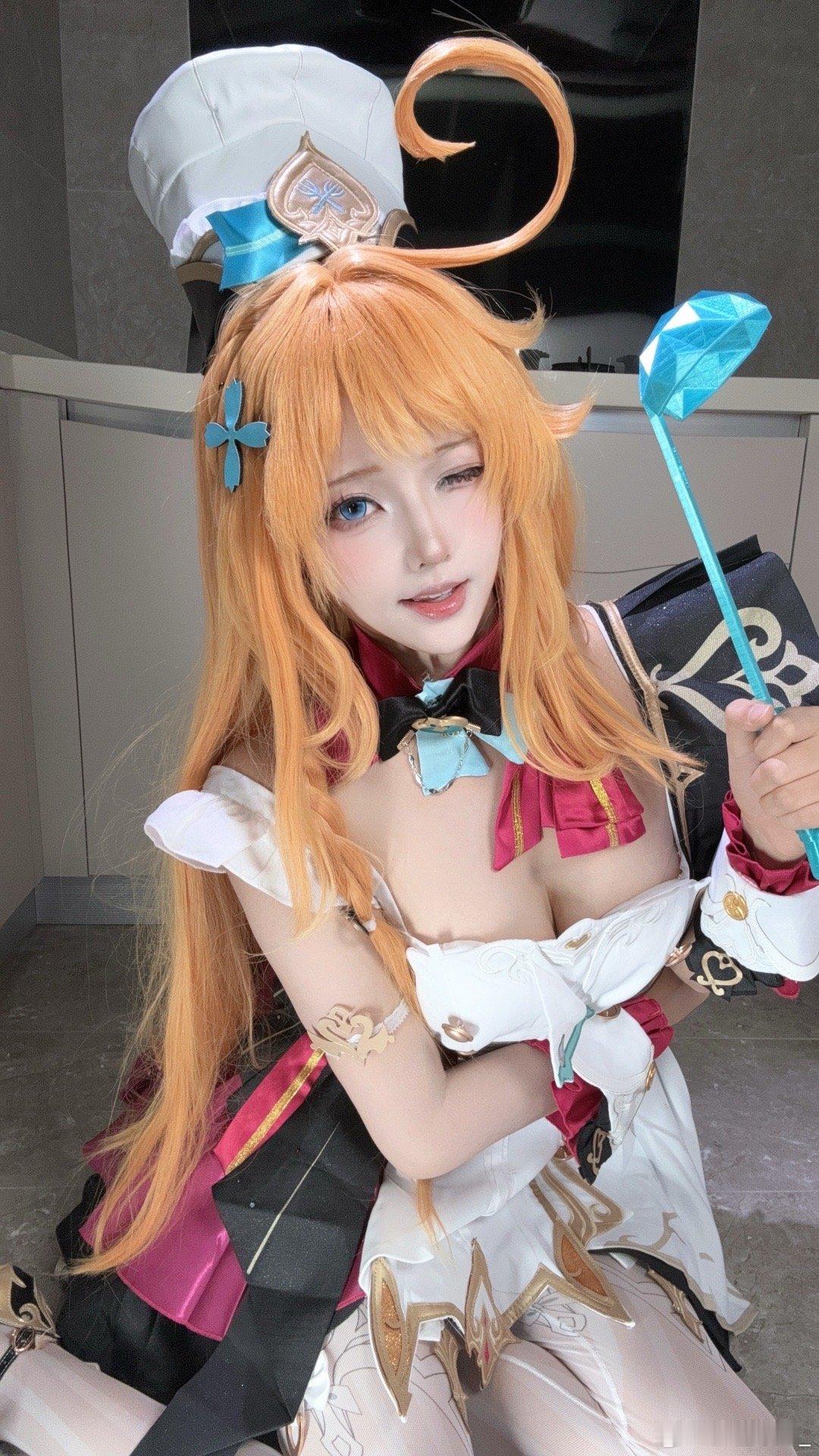 小厨娘cosplay[超话]原神 ​​​