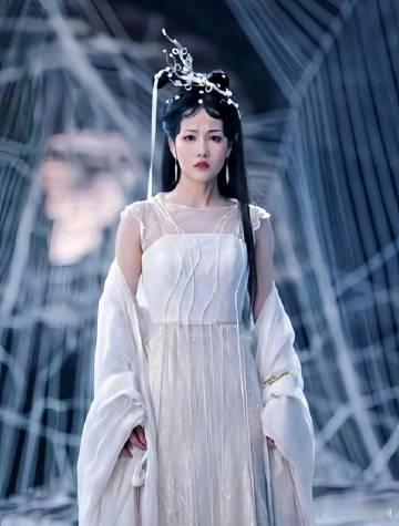 为什么妖怪片都有蜘蛛精 到底有多少版蜘蛛精从小看的经典蛛妖角色，到现在的新式国风