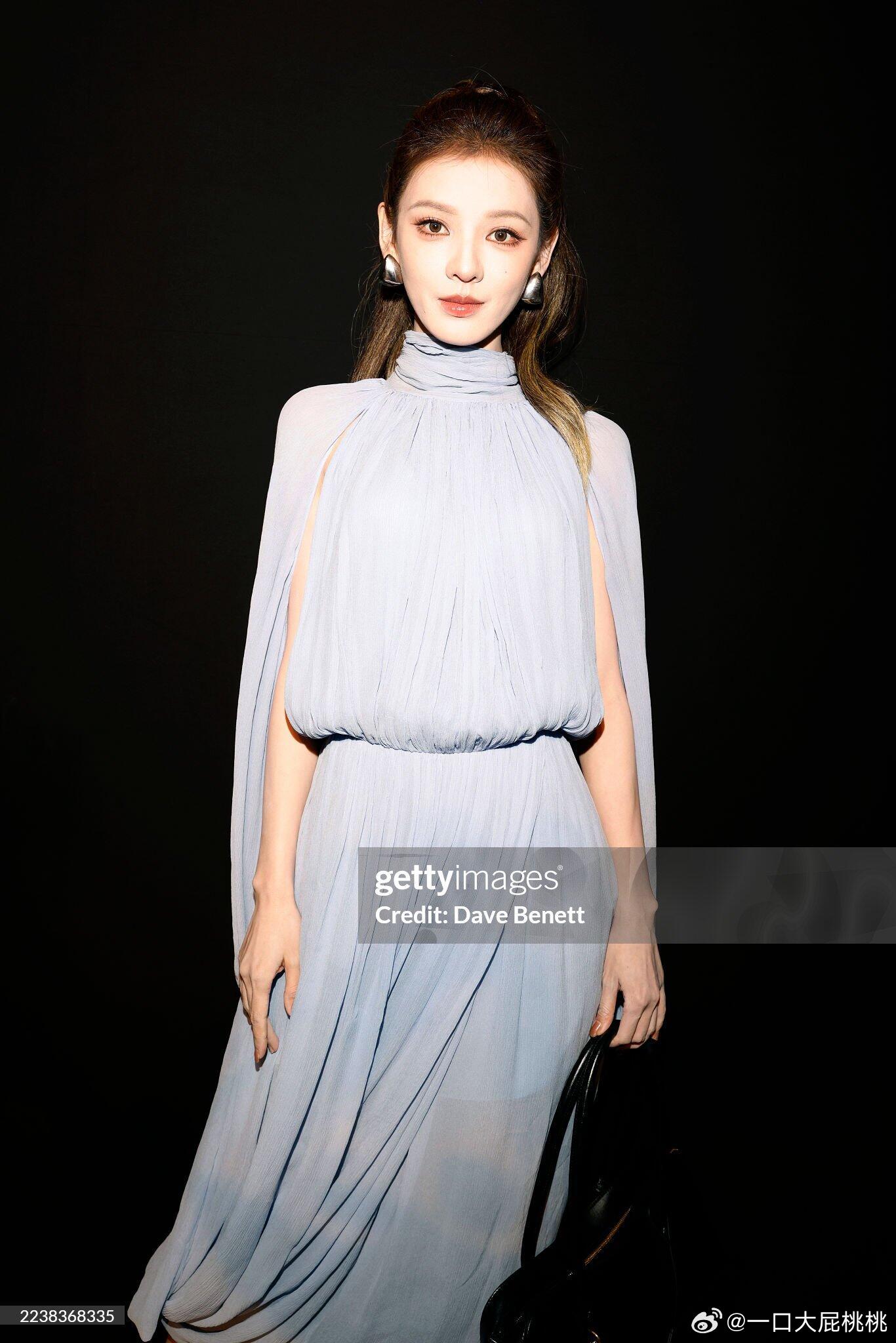 张予曦现身巴黎时装周，参加了Courrèges Womenswear Sprin