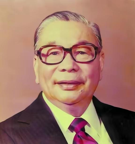 1987年8月，蒋经国的私人医生程寿山为蒋经国量血压，量完后吓了一跳，蒋经国的血