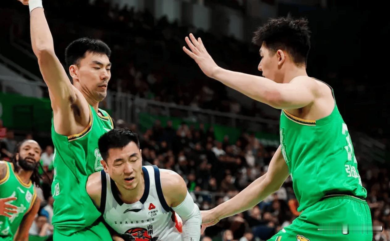 1.23CBA：辽宁负山东三连败，上海轻取福建五连胜，宁波爆冷胜青岛，广州加时力