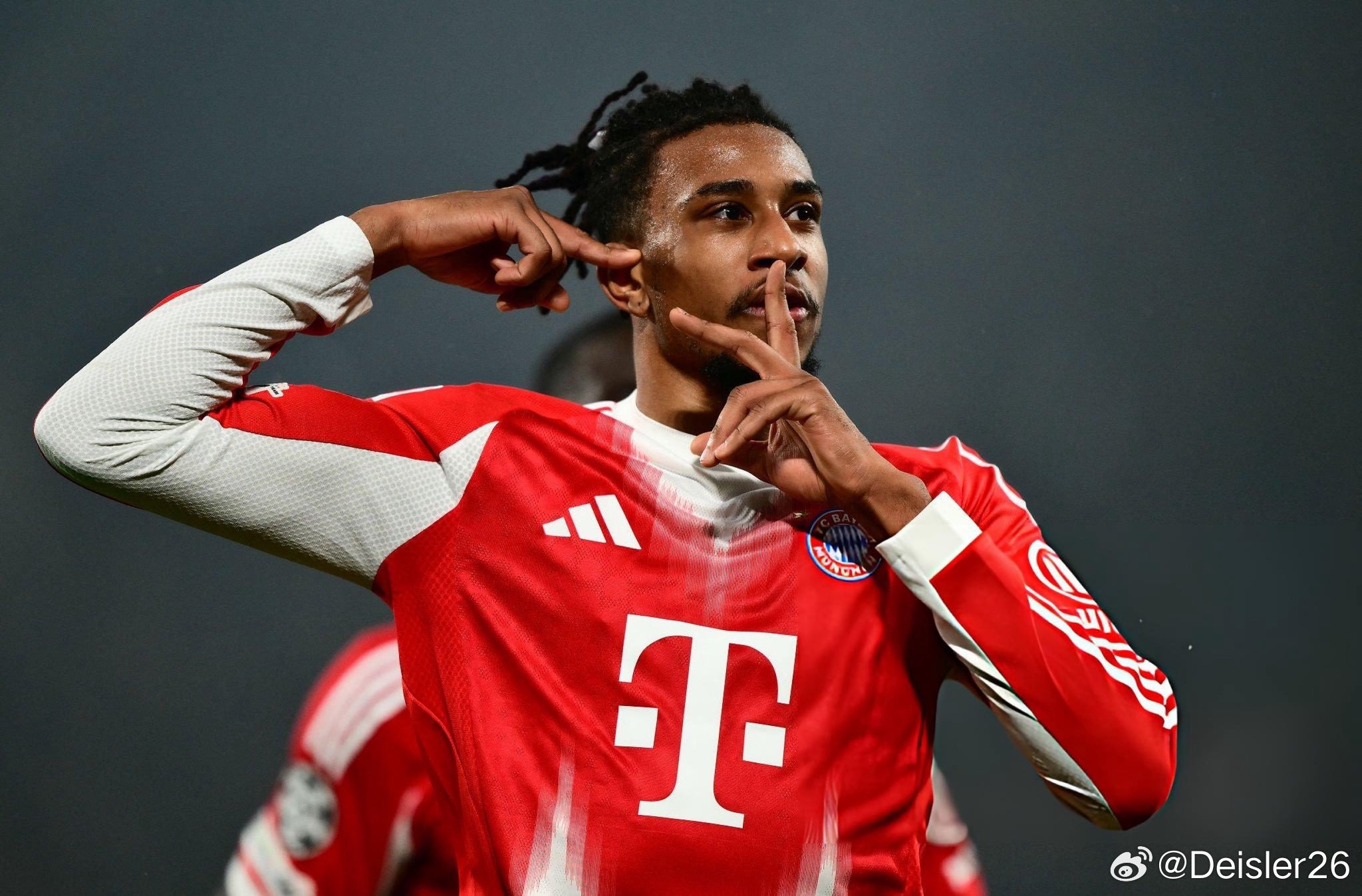 🚨烏利·赫內斯表示，即使出價高達2億歐元，也不會出售邁克爾·奧利塞❗🎙️赫內