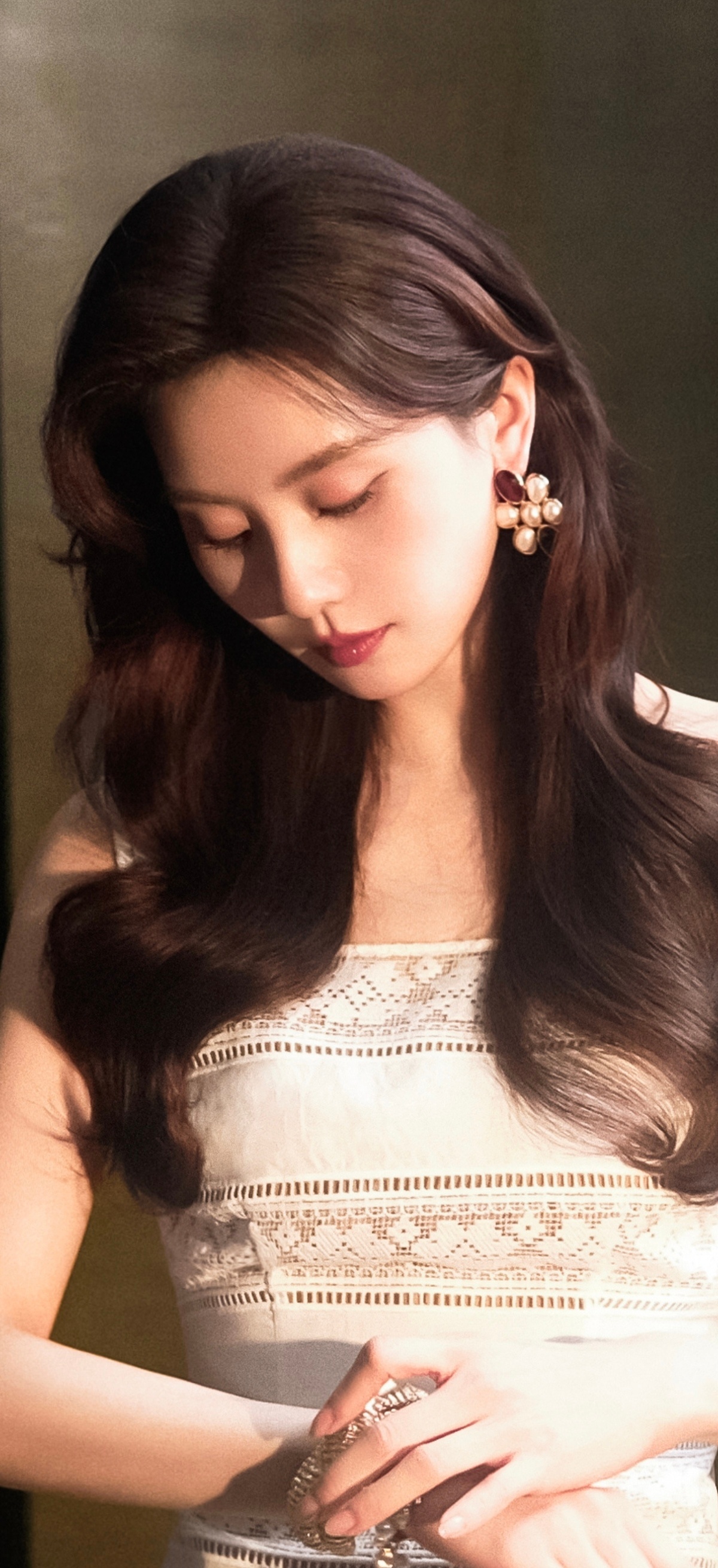 修‖刘诗诗美是一种感觉 就这么随时散发魅力self-portrait全球品牌代言