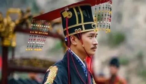 朱标如果没有英年早逝，朱棣会抢夺皇位吗？

洪武十年的中秋家宴上，南京紫禁城的灯