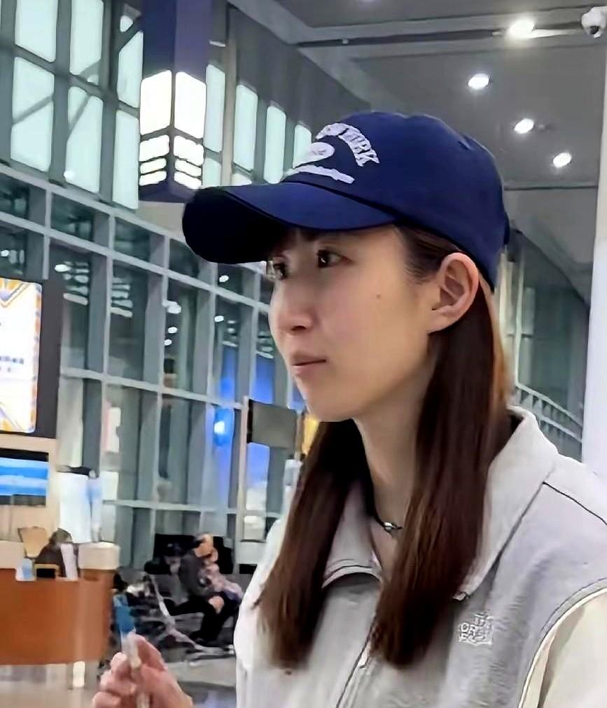 澳门世界杯爆出大冷门！

日本名将早田希娜1:3不敌咱们19岁小将覃予萱，成了第