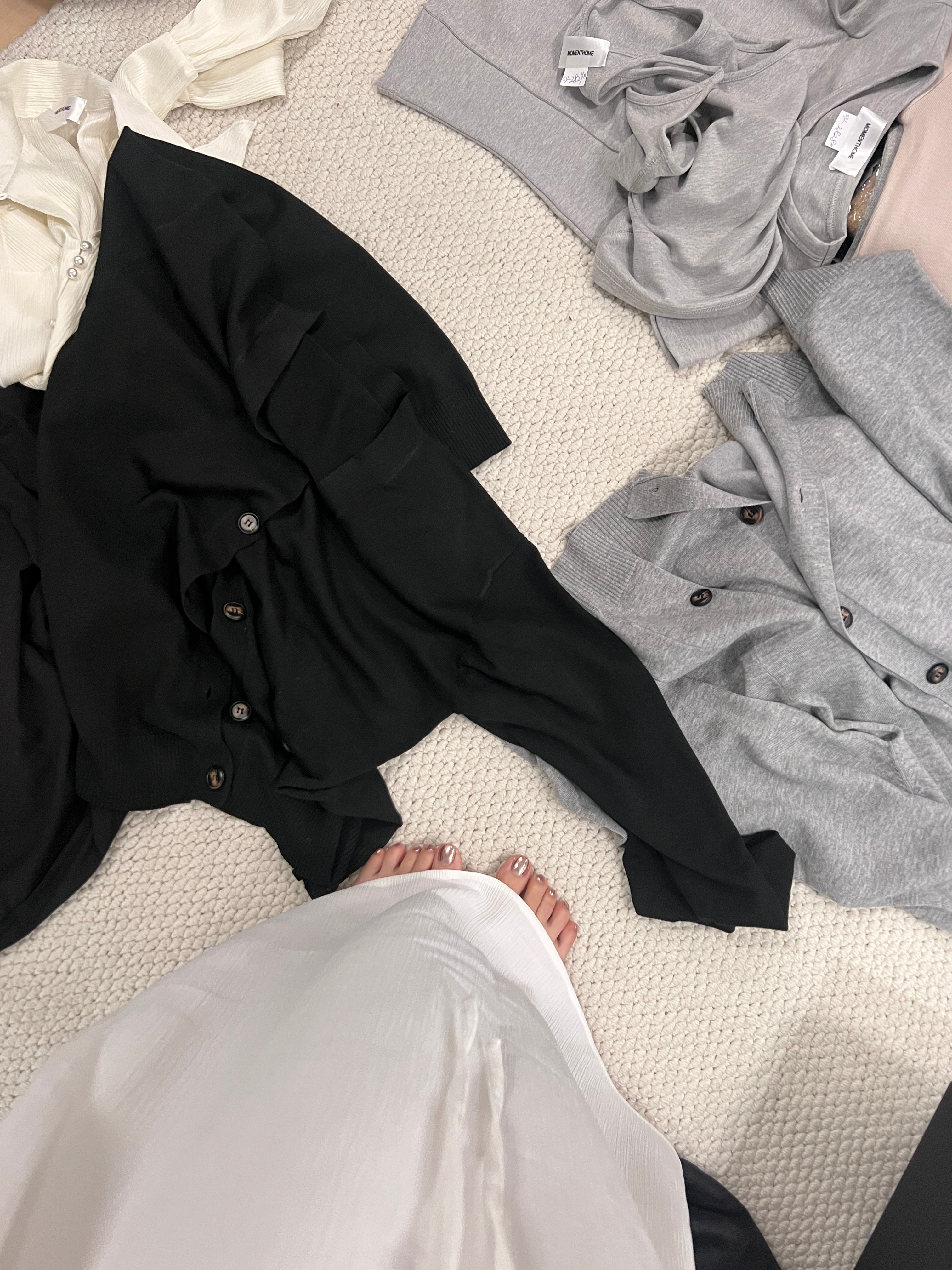 来吧🤞🏿又是搞版的一天这脚丫子颜色还不错呀 ​​​