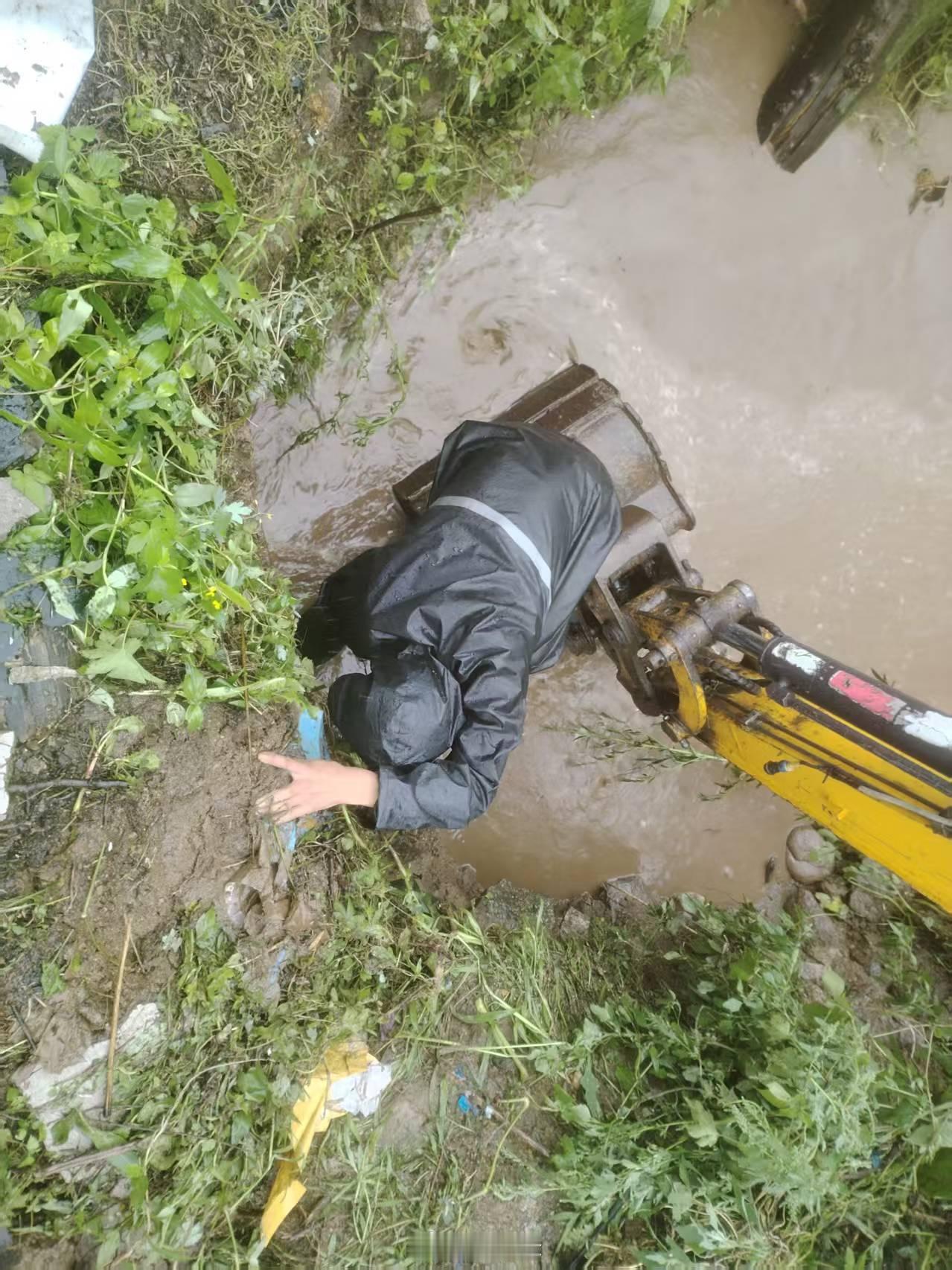 抚顺清原干群同心筑牢防汛防线 致敬一线最可爱的人！ 