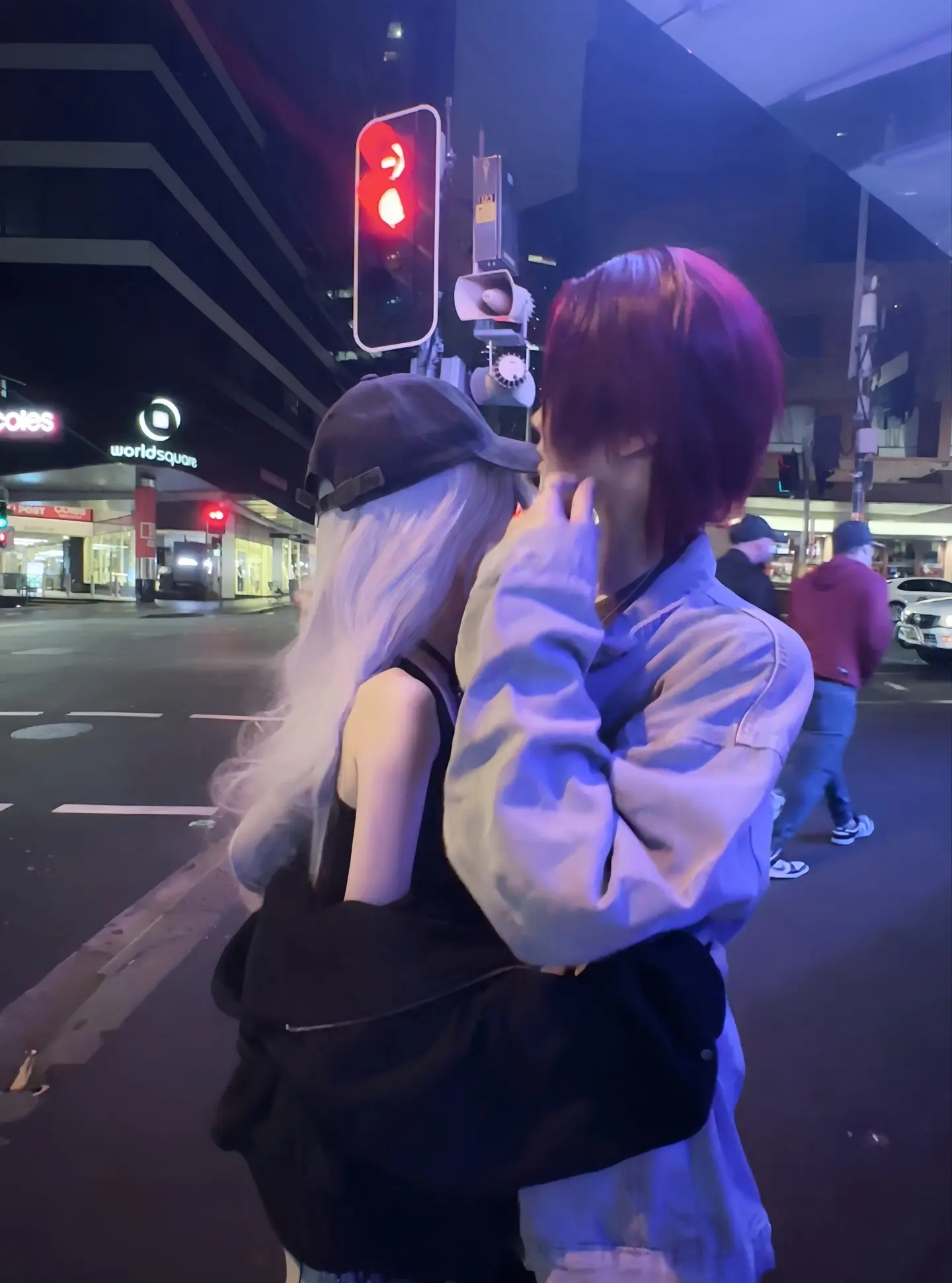 偏执的配角也行 我们的名字能紧密相连就行。