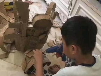 “这个男生火了！” 甘肃张掖，13 岁男生放暑假在家，不刷手机，也不出去找同学玩