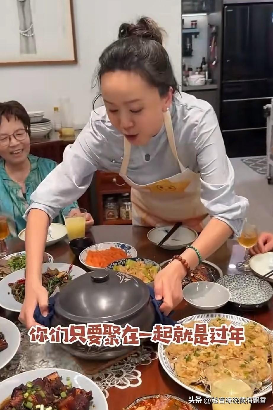 演员王一楠在自己的视频说，她的妈妈是68年的上海知青，当年来到云南的西双版纳插队