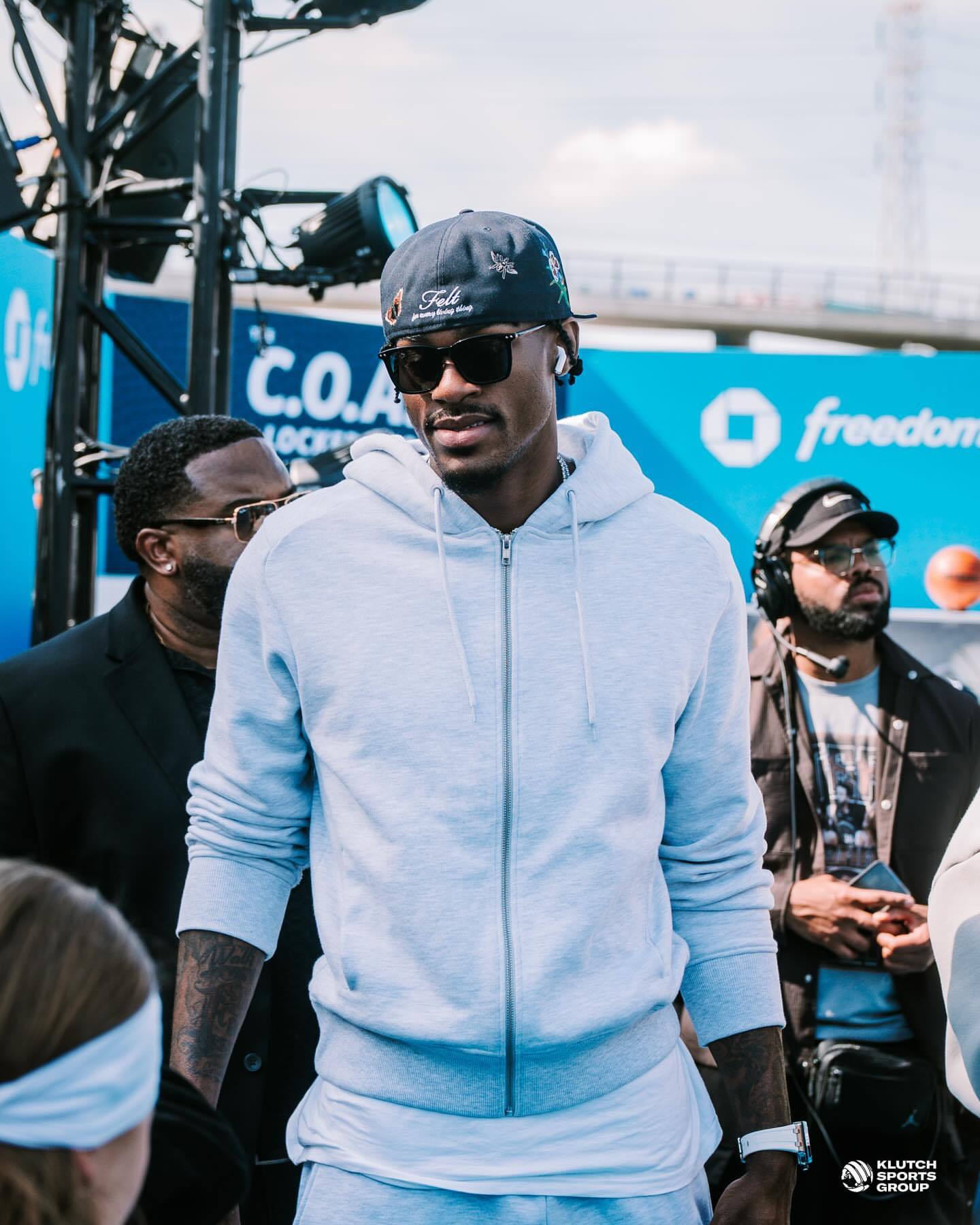 全明星期间，彪哥参加活动帅照。 范德比尔特