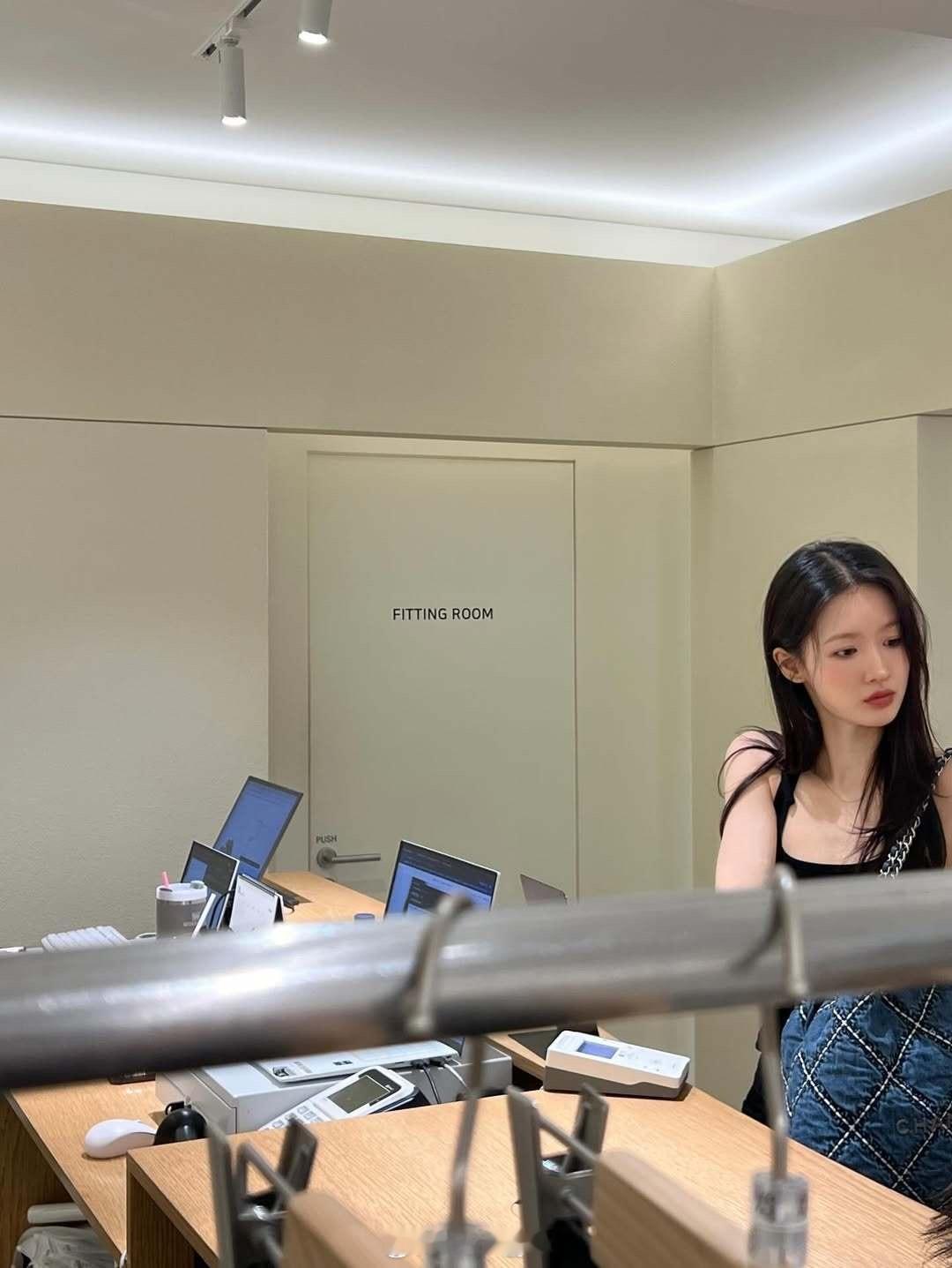 赵慧珠近期随拍 ​​​