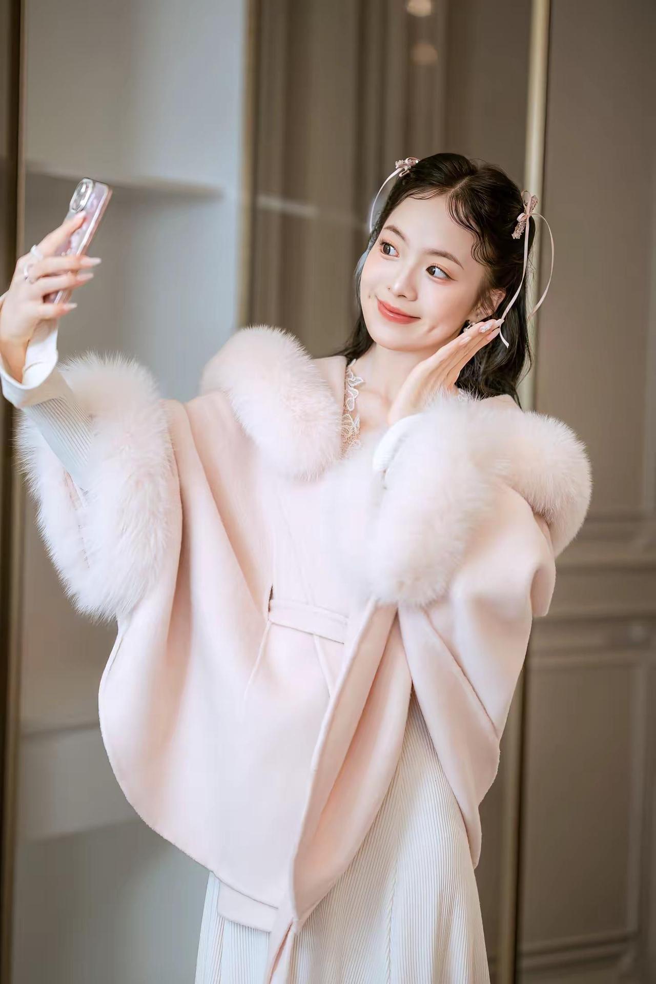 订婚宴圆满完成💖💕绒绒外套太甜啦！被夸了10086遍嘿嘿订婚穿搭 我们订婚啦