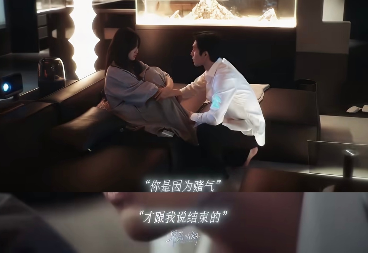 栾念笑死我了哪有人结束关系拿殉情来威胁的 ​​​