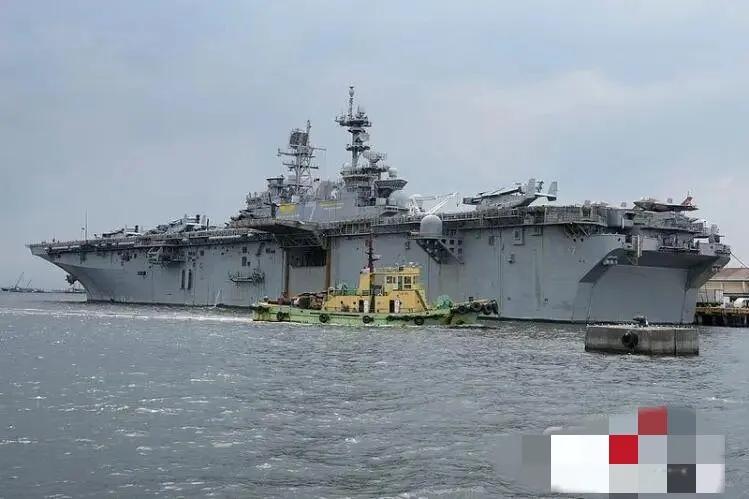 美“的黎波里”两栖攻击舰距“林肯”号近一英尺，高市早苗的病严重些。
   3月1