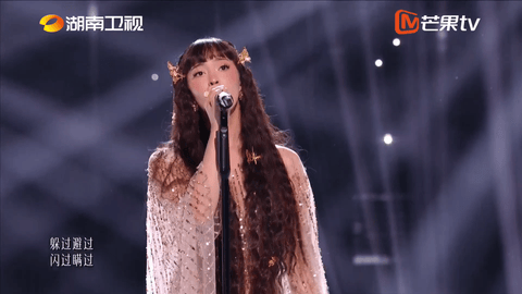 歌手直播凡希亚全中文翻唱林俊杰金曲选择《不为谁而作的歌》真的太合适了，这首本身就